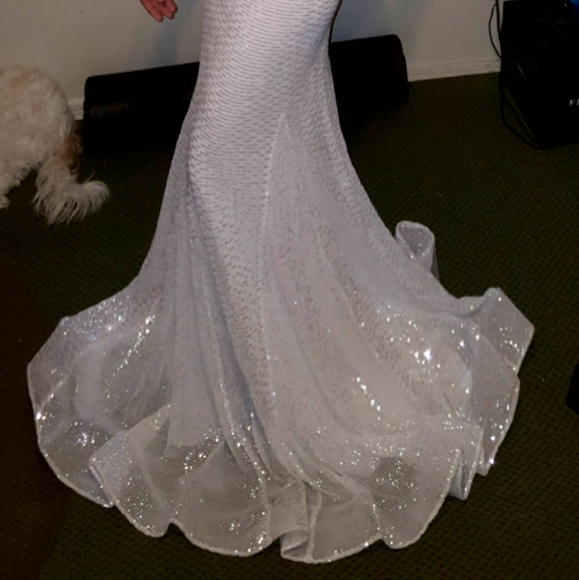 Dress - Picture 2 of 7